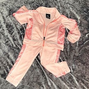 Nike toddler girls track suite